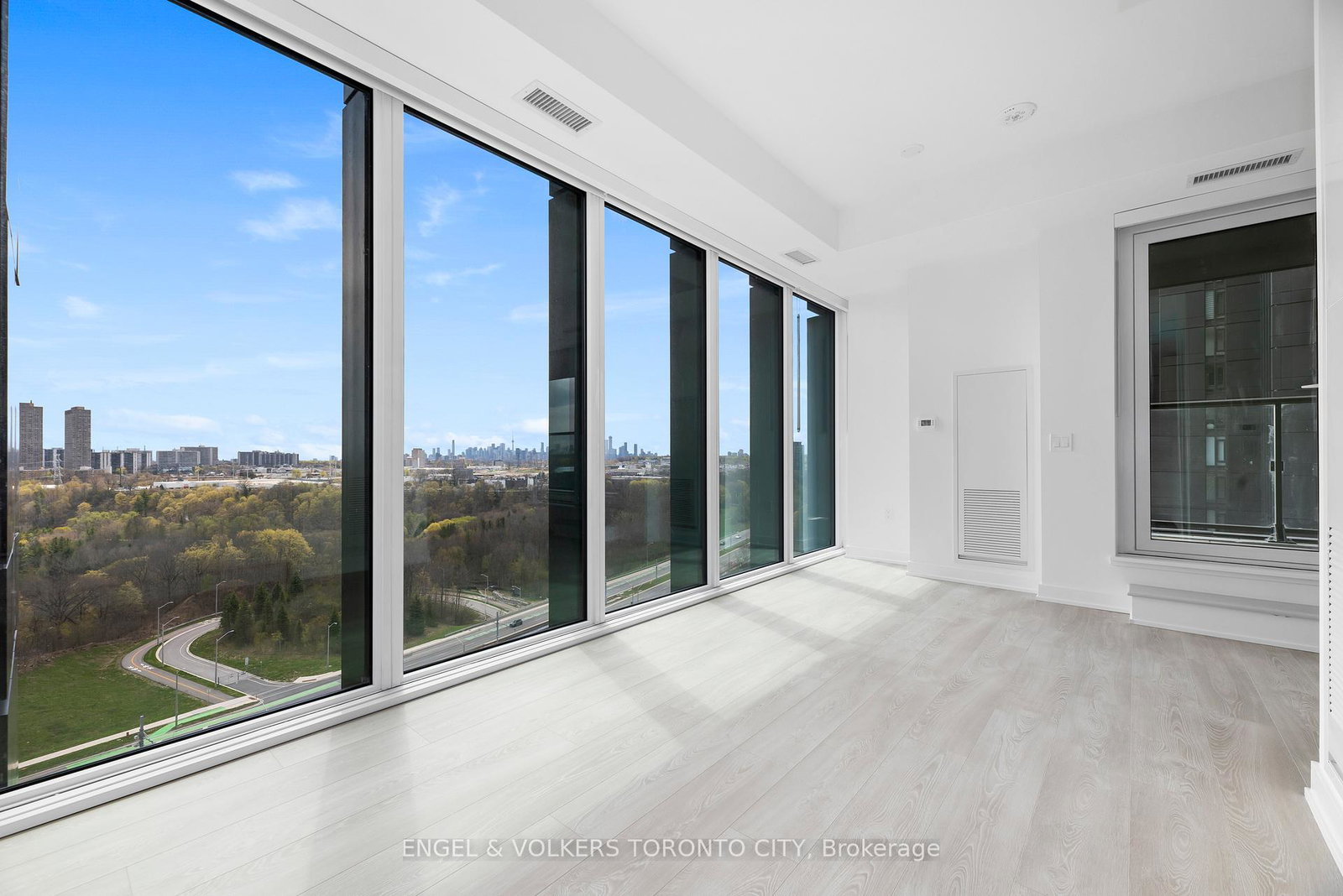 5-quarrington-lane-north-york-ontario-c13076666