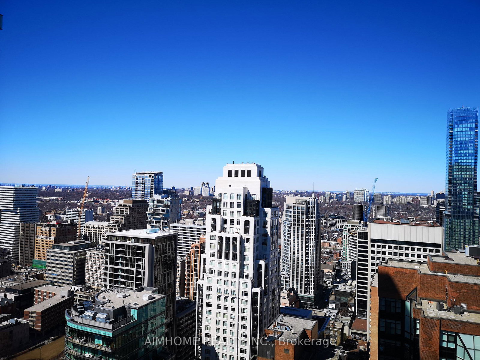 1080-bay-street-toronto-ontario-c13076712