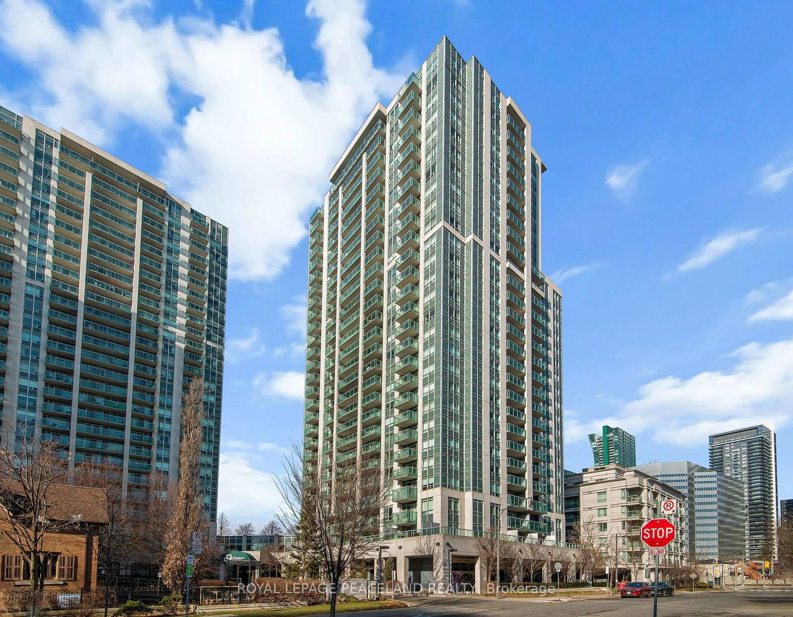 16-harrison-garden-boulevard-north-york-ontario-c13076872