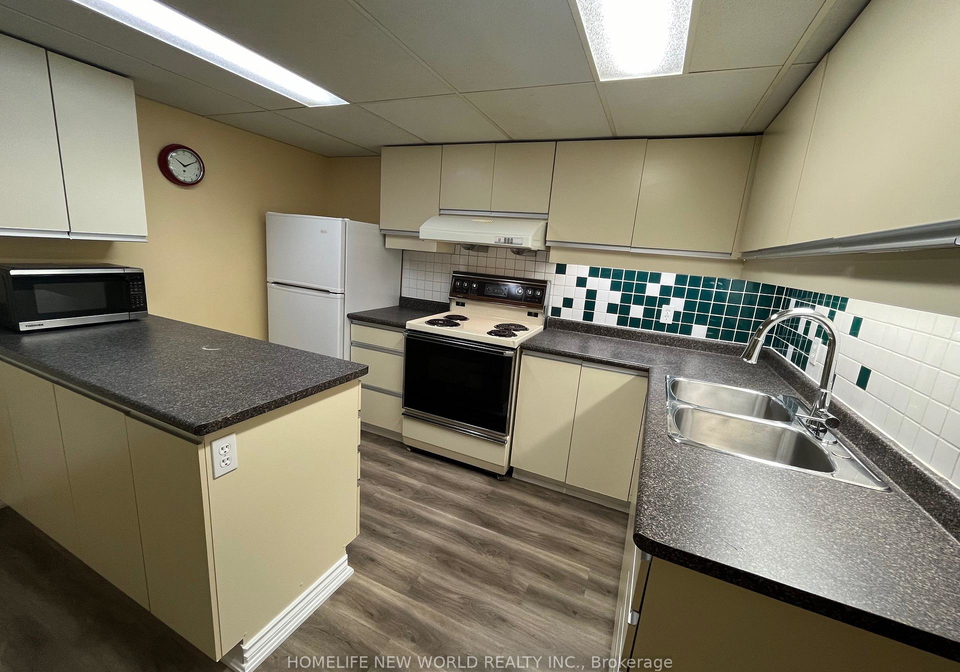 198-burnett-avenue-toronto-ontario-c13076882