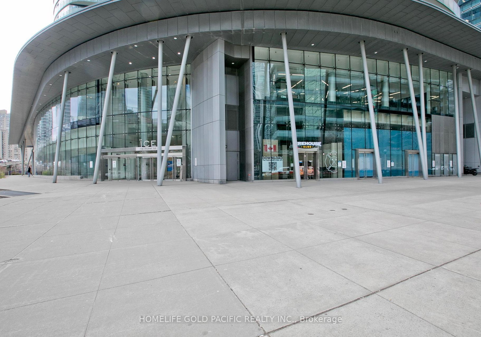 14-york-street-toronto-ontario-c13076944