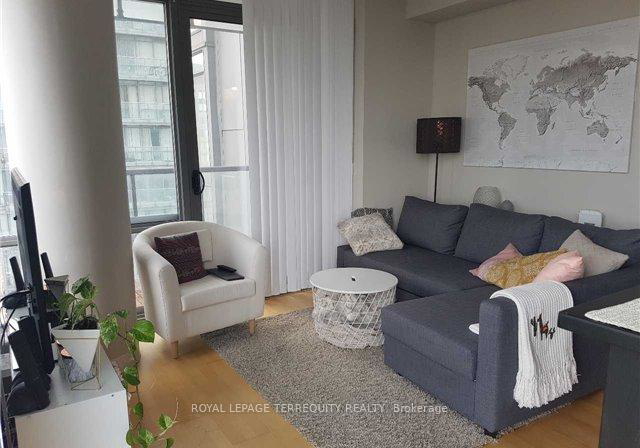 38-grenville-street-toronto-ontario-c13076946