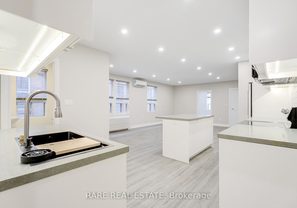10-castleview-avenue-toronto-ontario-c13077052