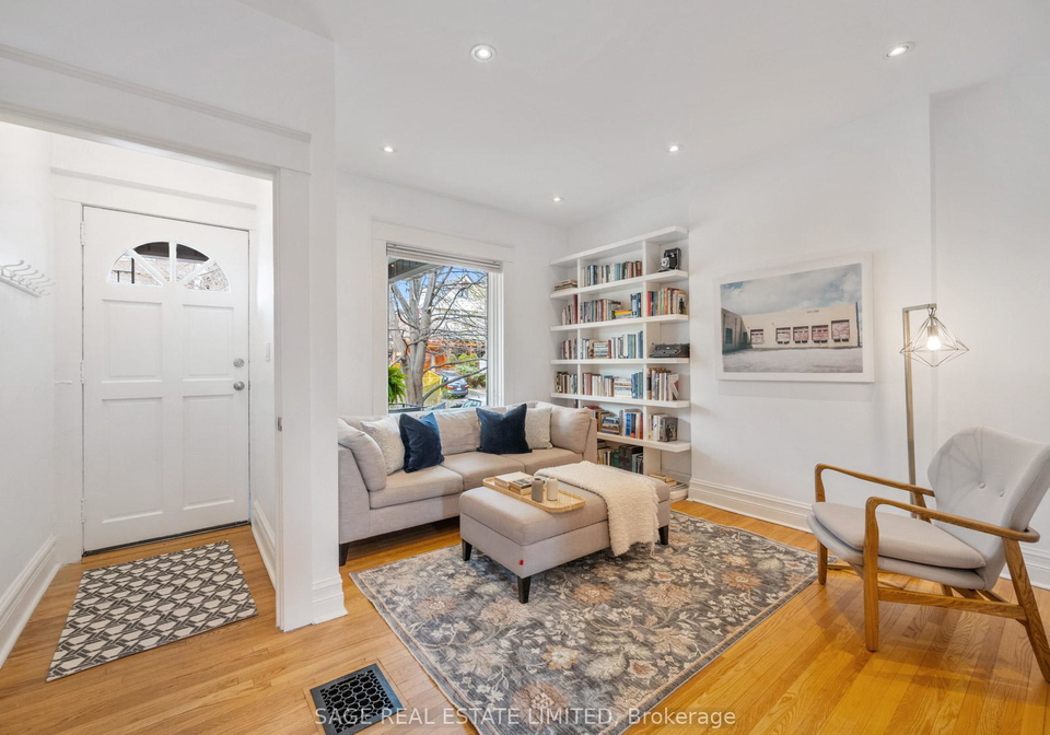 415-clinton-street-toronto-ontario-c13077208