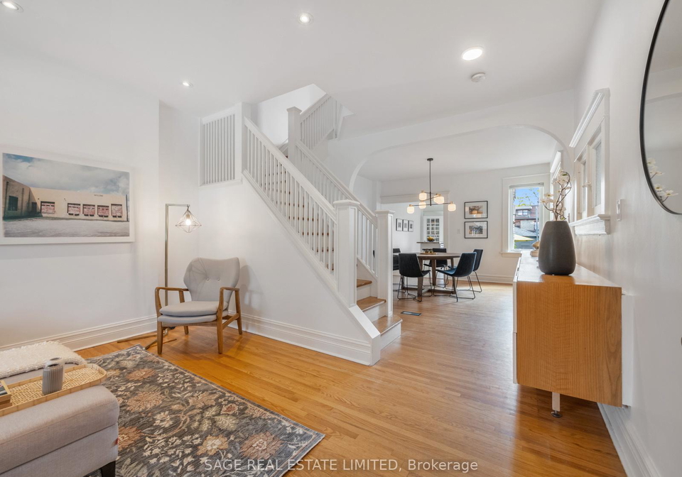 415-clinton-street-toronto-ontario-c13077208