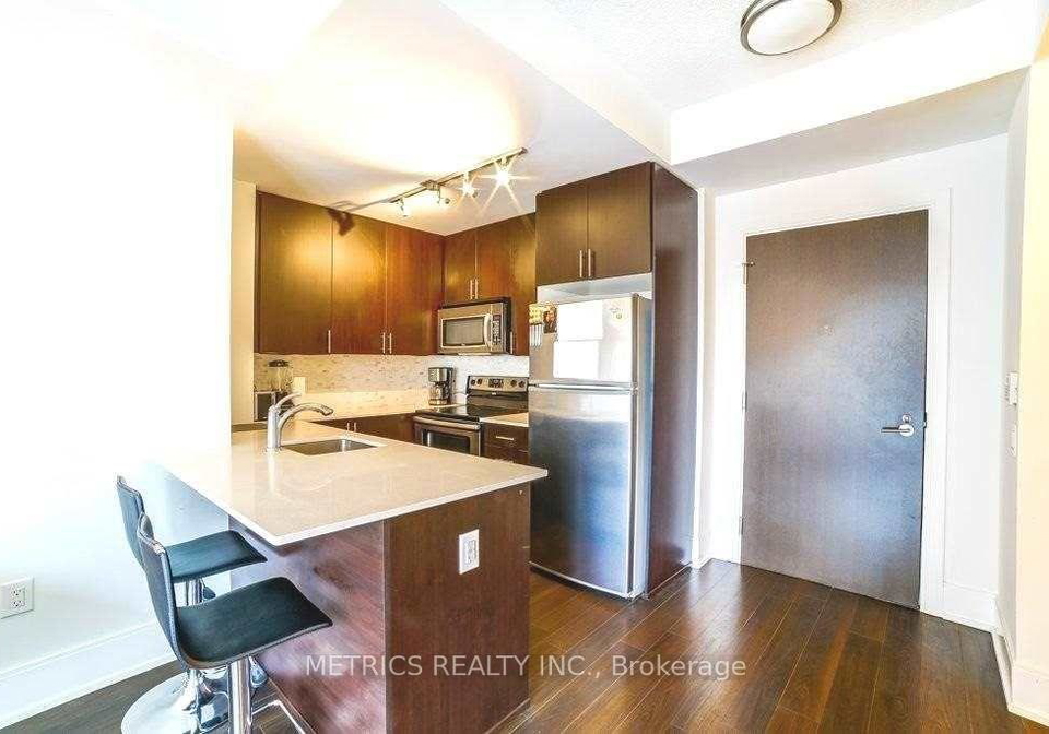 560-front-street-w-toronto-ontario-c13077564