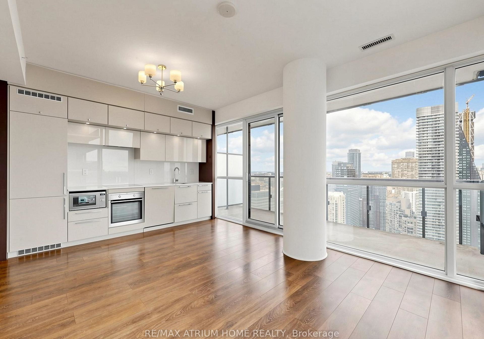 15-grenville-street-toronto-ontario-c13077786