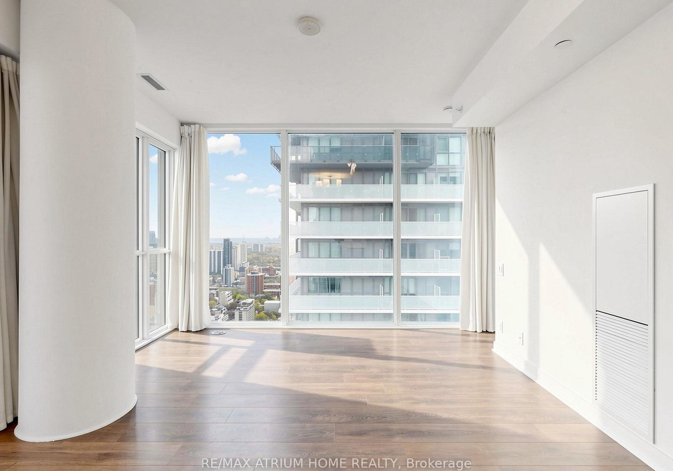 15-grenville-street-toronto-ontario-c13077786