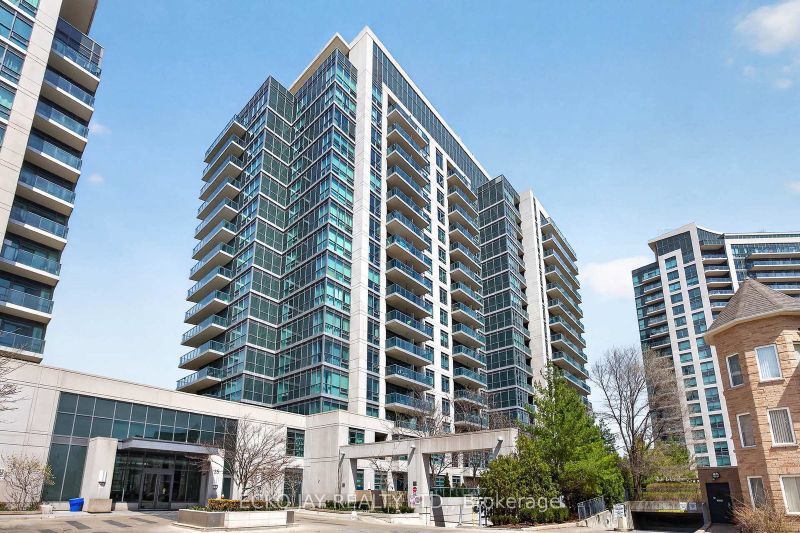 35-brian-peck-crescent-east-york-ontario-c13077828
