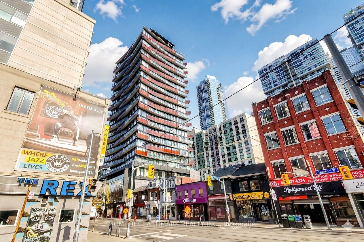 215-queen-street-w-toronto-ontario-c13077856