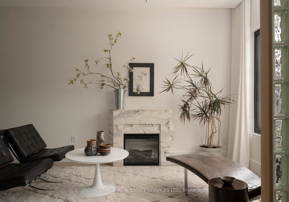 393a-arlington-avenue-toronto-ontario-c13077890