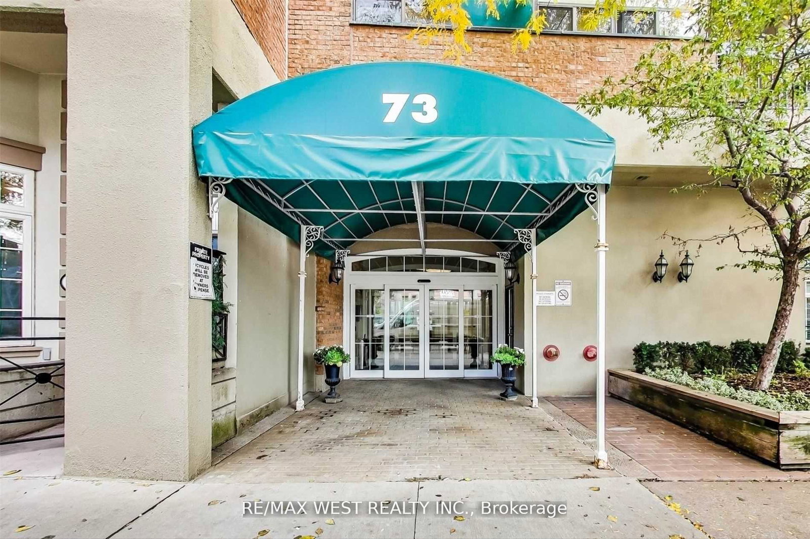 73-mccaul-street-toronto-ontario-c13077938