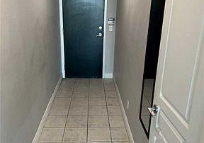 18-yonge-street-toronto-ontario-c13078002