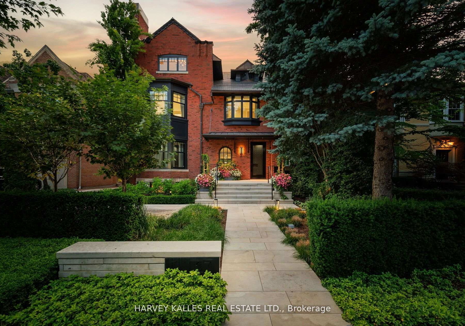 27-south-drive-toronto-ontario-c13078070