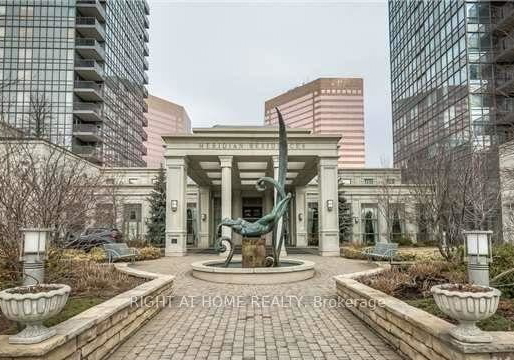 25-greenview-avenue-toronto-ontario-c13078078