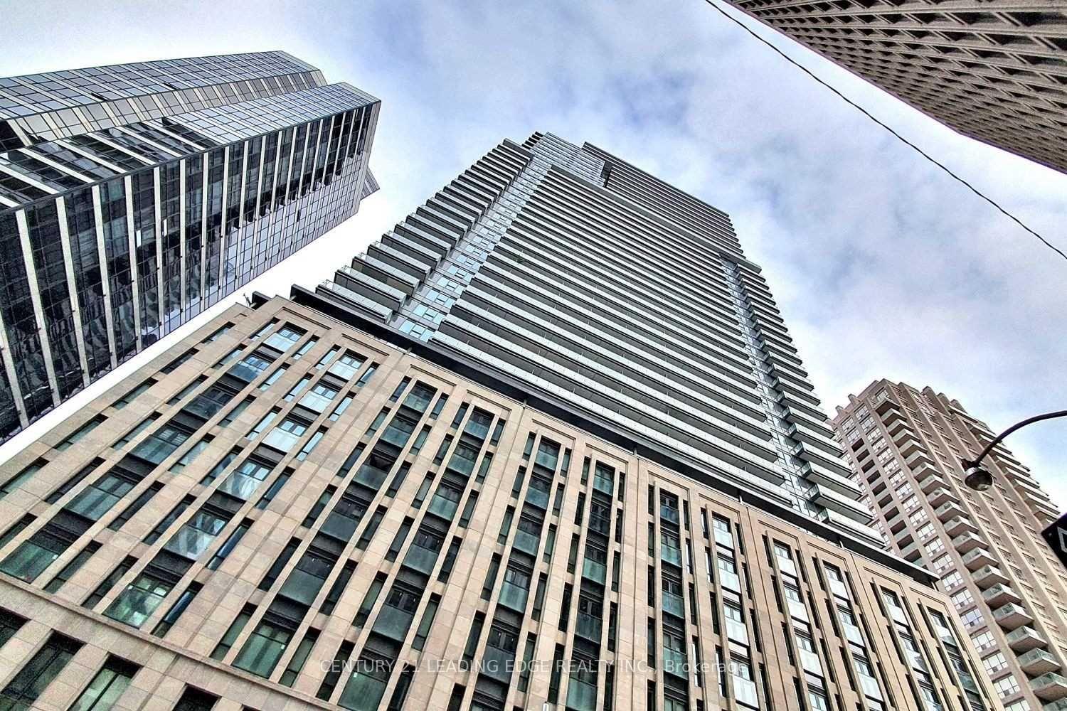955-bay-street-toronto-ontario-c13078304