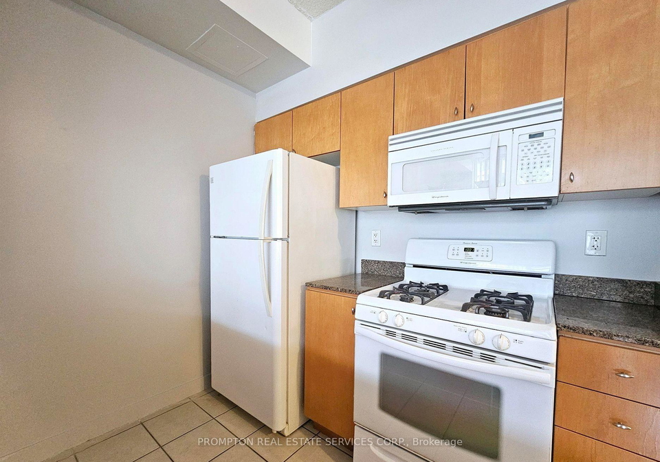 9-spadina-avenue-toronto-ontario-c13078406