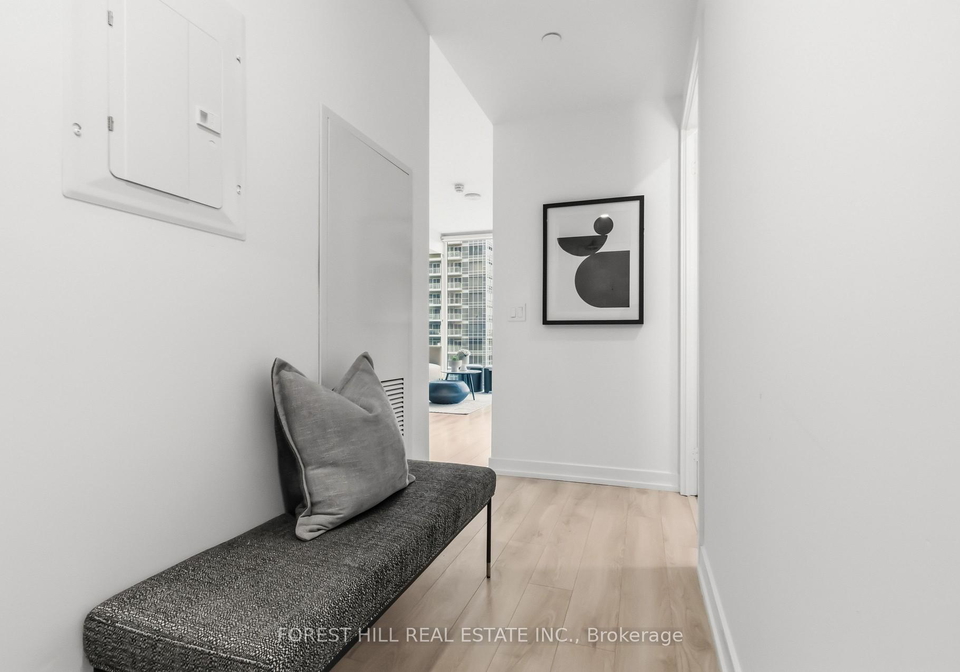 33-helendale-avenue-toronto-ontario-c13078476