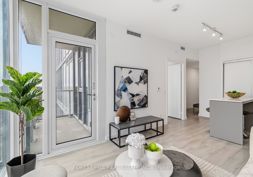 33-helendale-avenue-toronto-ontario-c13078476