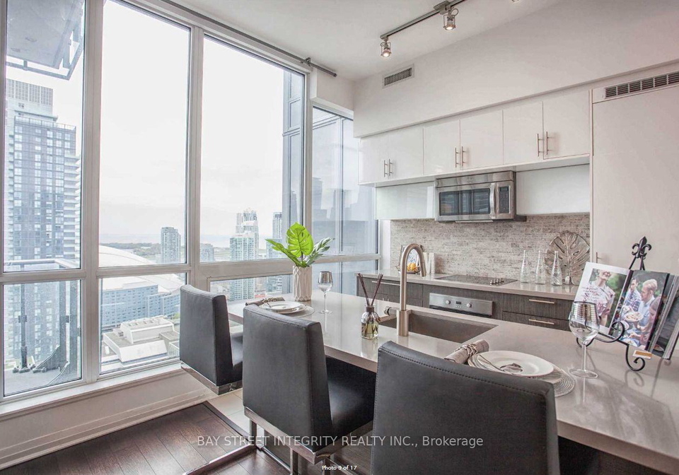 8-mercer-street-toronto-ontario-c13078506