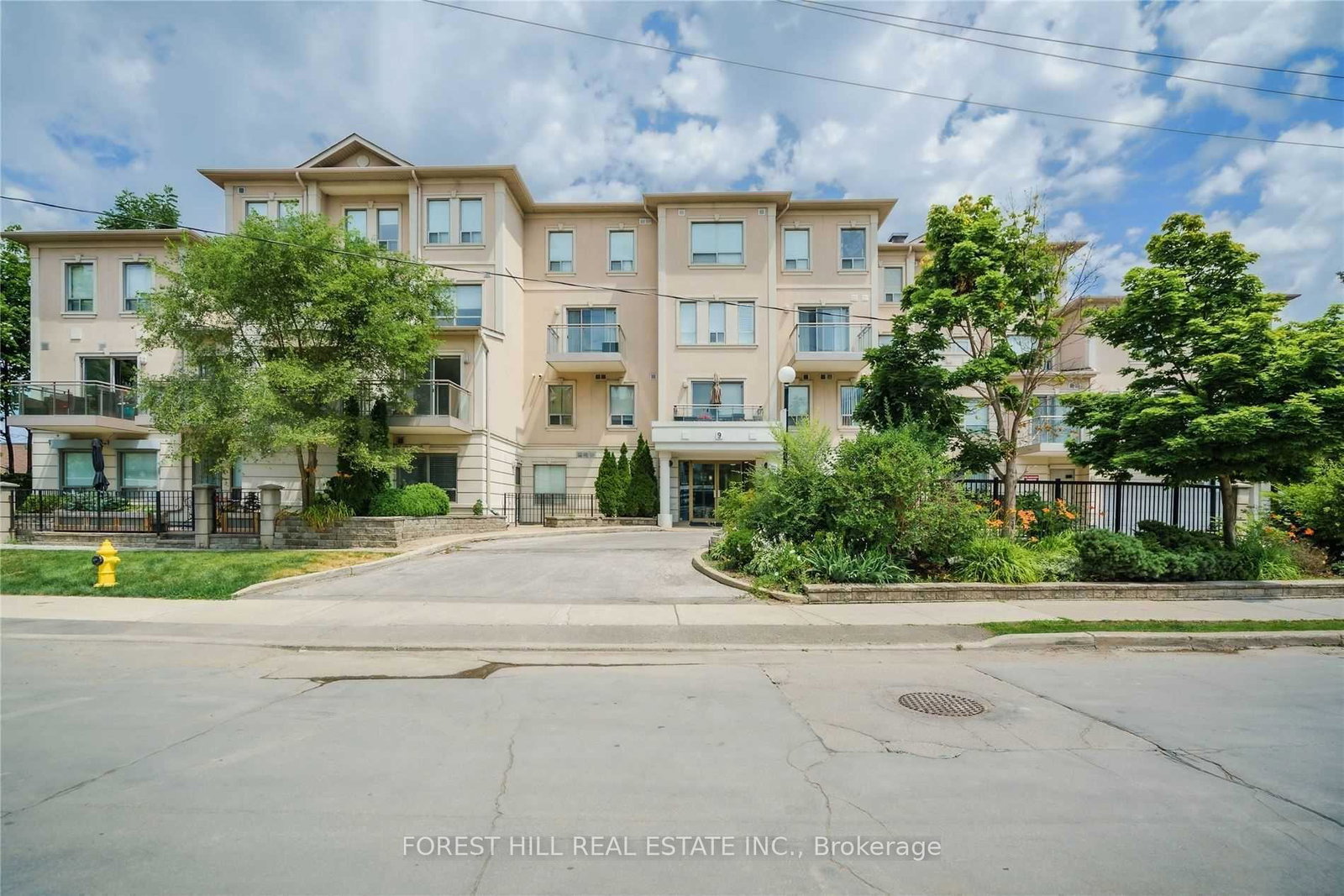 9-greenbriar-road-north-york-ontario-c13078548