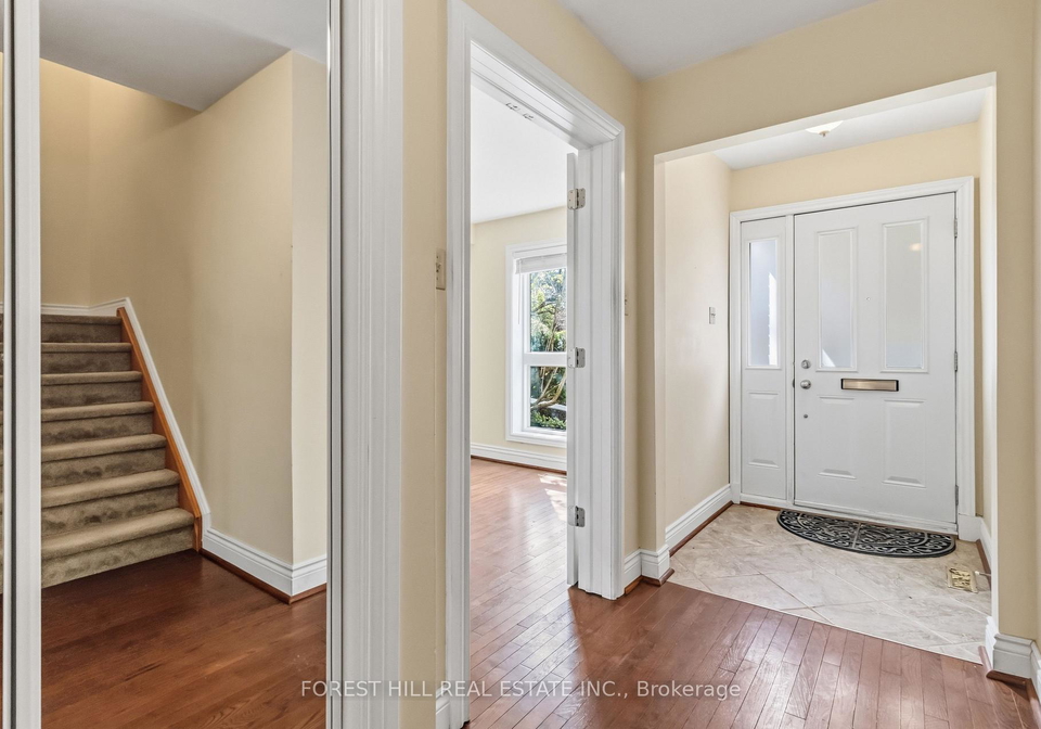 61-snowshoe-mill-way-north-york-ontario-c13078796