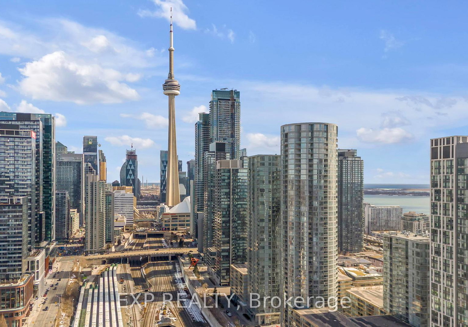 352-front-street-w-toronto-ontario-c13078960