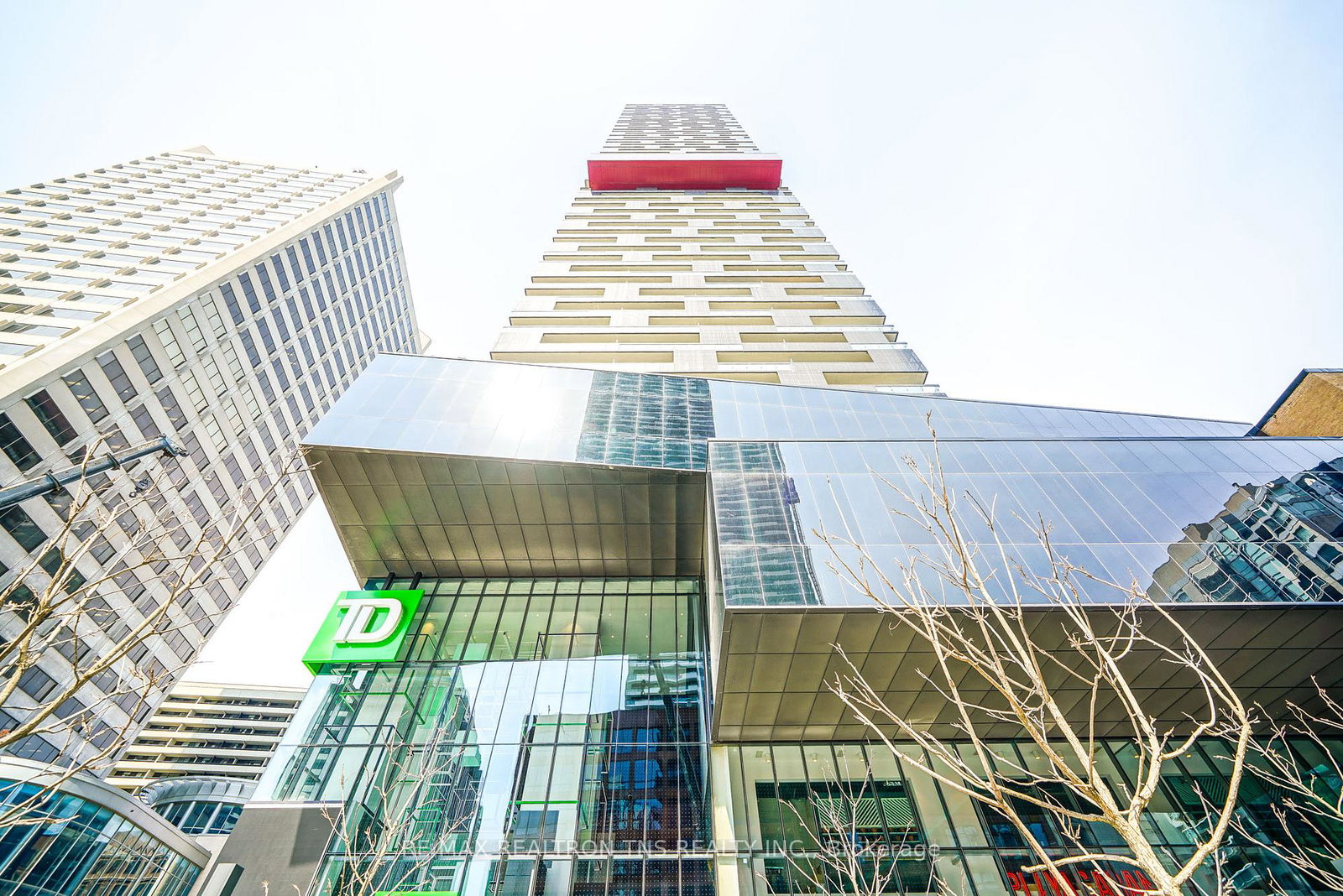 8-eglinton-avenue-toronto-ontario-c13079042