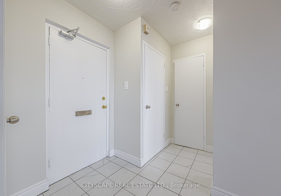 100-rowena-drive-north-york-ontario-c13079966