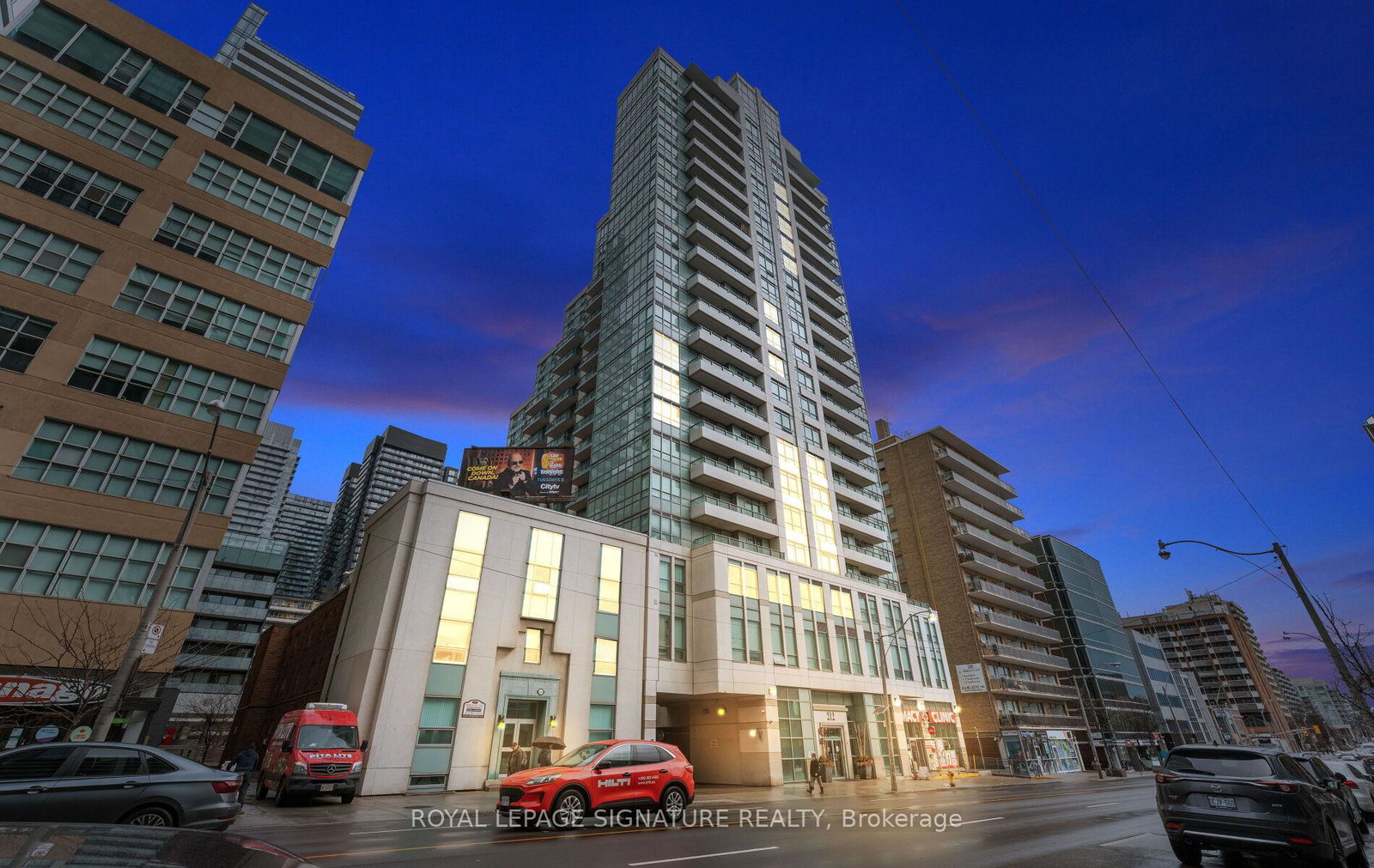 212-eglinton-avenue-e-toronto-ontario-c13080244