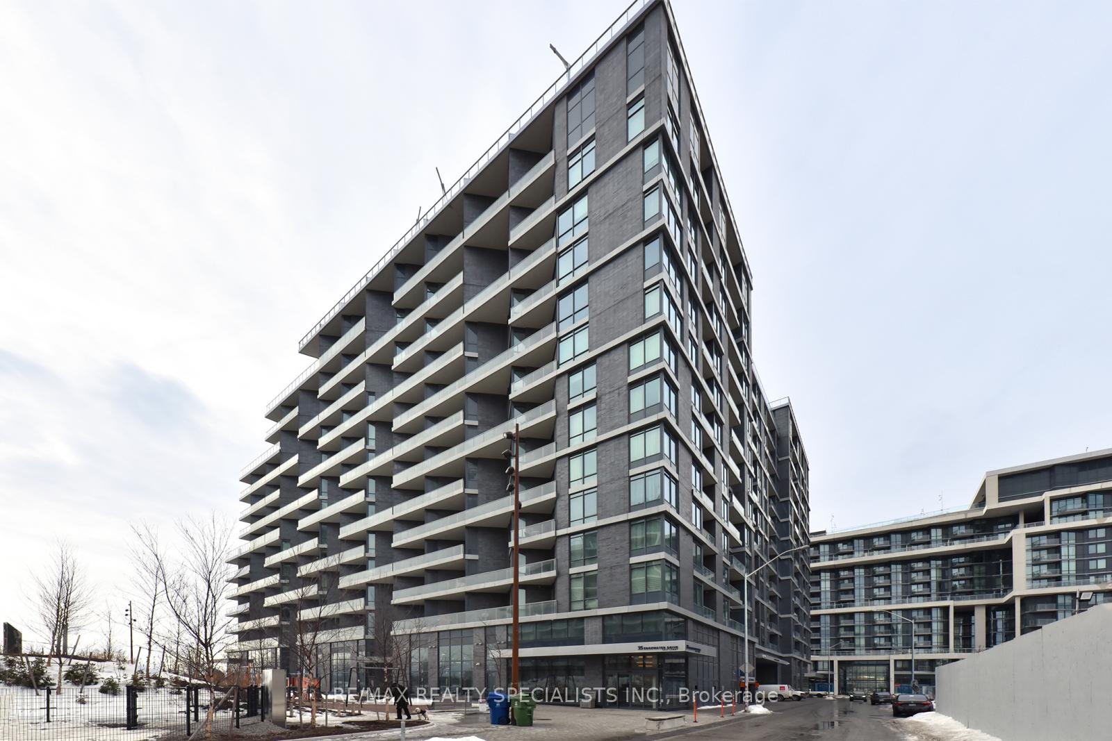 1-edgewater-drive-toronto-ontario-c13080592
