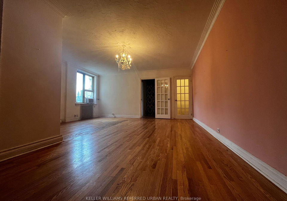150-farnham-avenue-toronto-ontario-c13080756