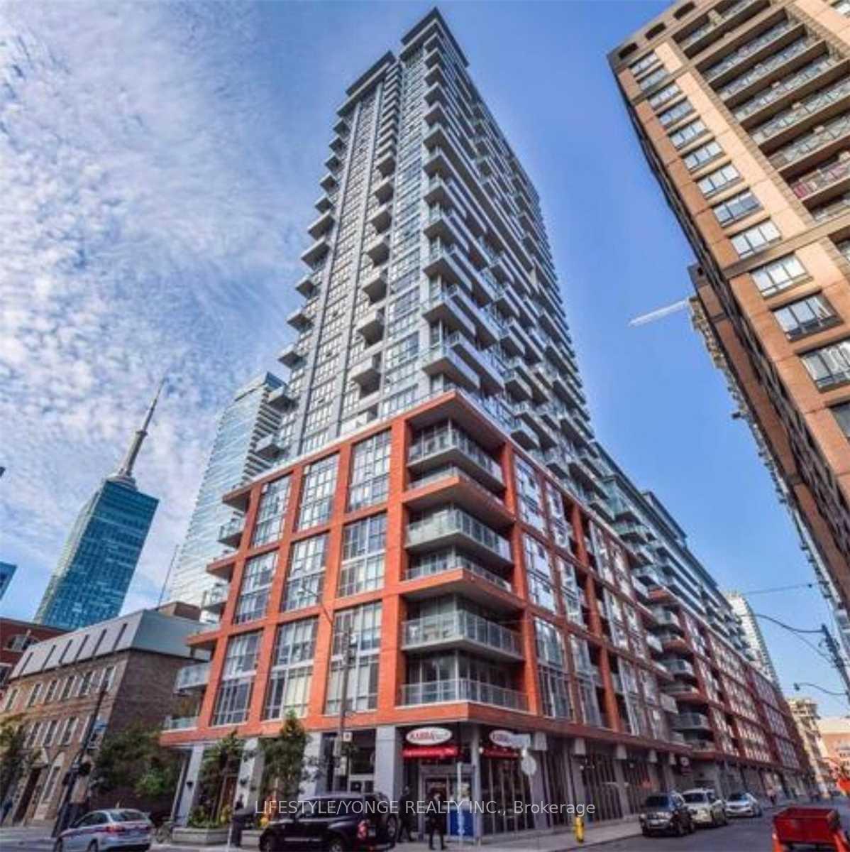 126-simcoe-street-toronto-ontario-c13080774