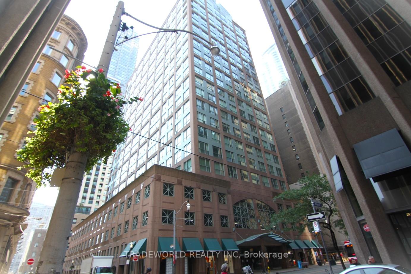 7-king-street-e-toronto-ontario-c13080804