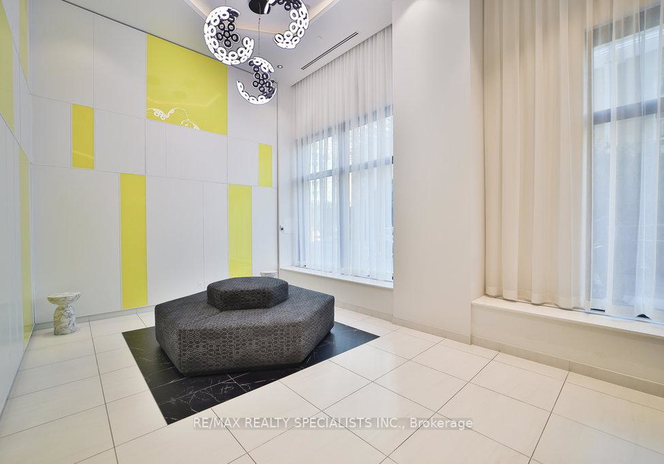 159-wellesley-street-e-toronto-ontario-c13080848