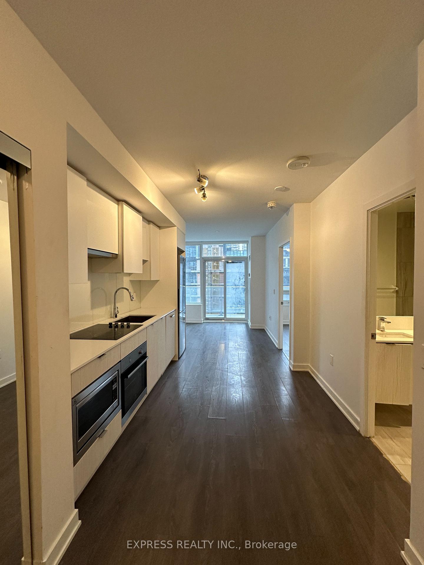 99-broadway-avenue-toronto-ontario-c13080876