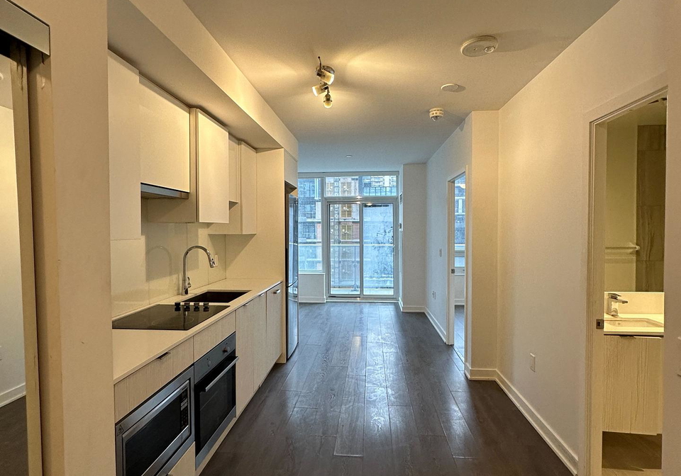 99-broadway-avenue-toronto-ontario-c13080876