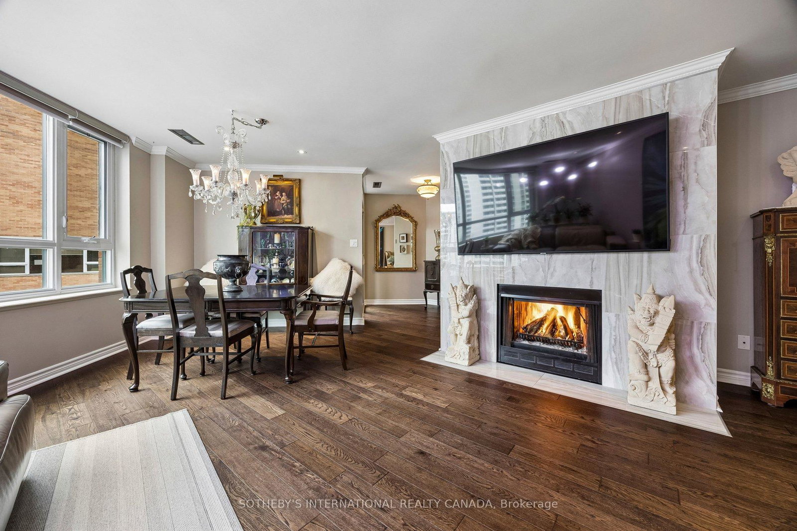 55-wellesley-street-e-toronto-ontario-c13080920