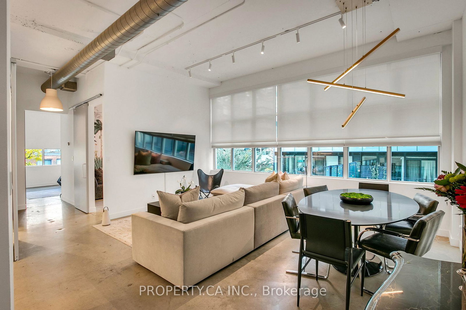 188-eglinton-avenue-e-toronto-ontario-c13080948