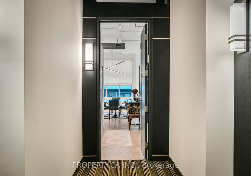 188-eglinton-avenue-e-toronto-ontario-c13080948