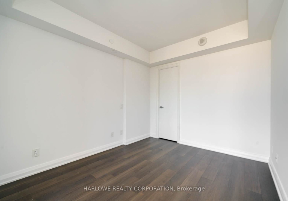 155-yorkville-avenue-toronto-ontario-c13081148