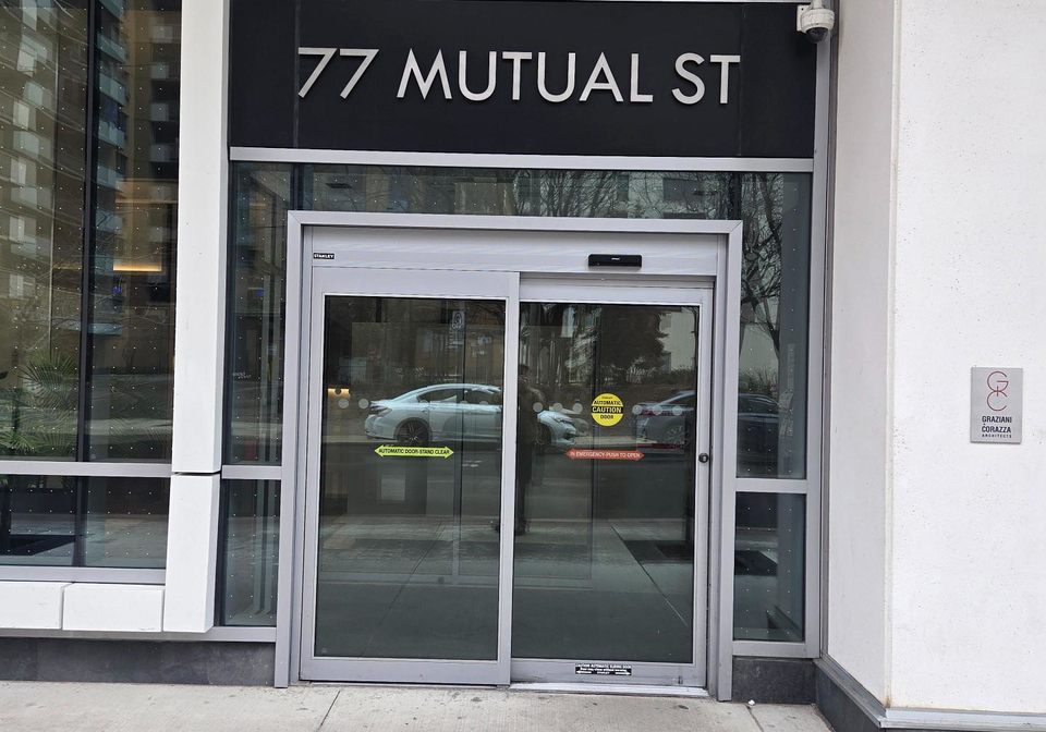 77-mutual-street-toronto-ontario-c13081318