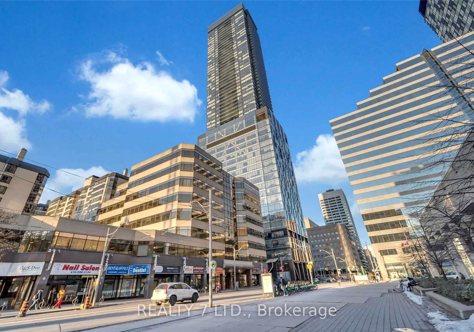 488-university-avenue-toronto-ontario-c13081344