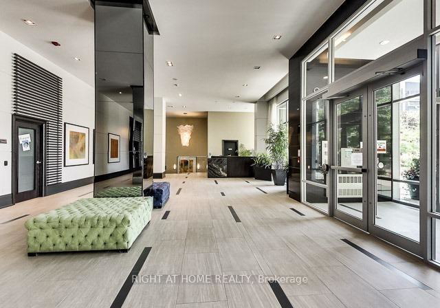 17-anndale-drive-north-york-ontario-c13081404