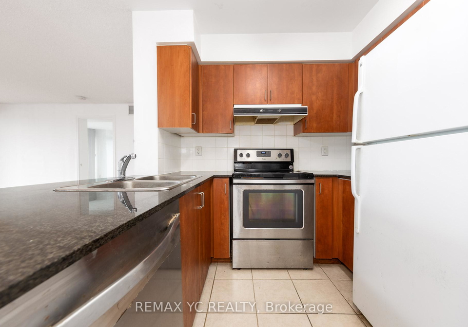 5500-yonge-street-toronto-ontario-c13081414