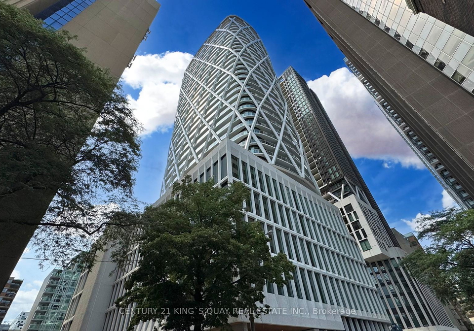230-simcoe-street-toronto-ontario-c13081472