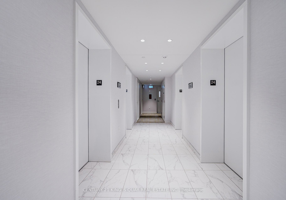 230-simcoe-street-toronto-ontario-c13081472