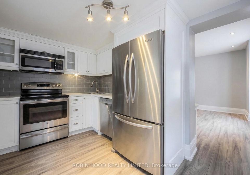 271-albany-avenue-toronto-ontario-c13081826