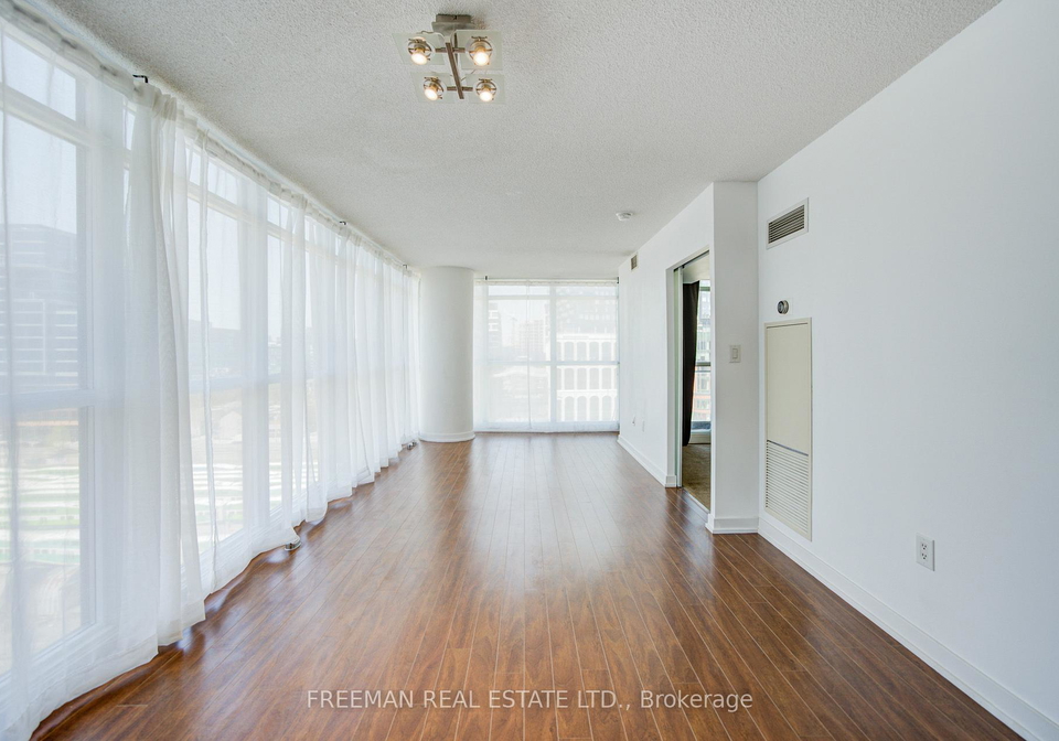 25-capreol-court-toronto-ontario-c13082122