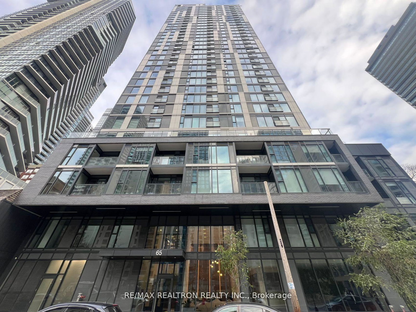 65-mutual-street-toronto-ontario-c13082192